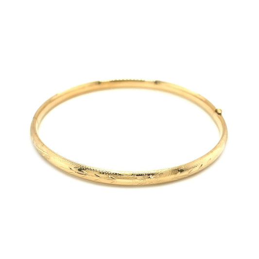 14k yellow gold Florentine dome bangle with diamond-cut design, Avera Group, view 2
