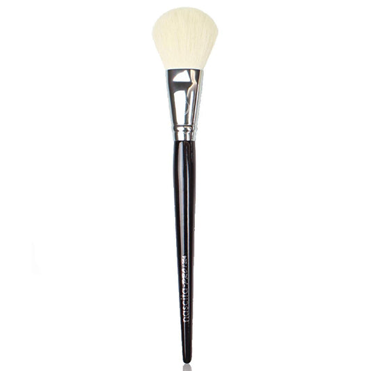 Nascita Pro angled blush brush – view 2