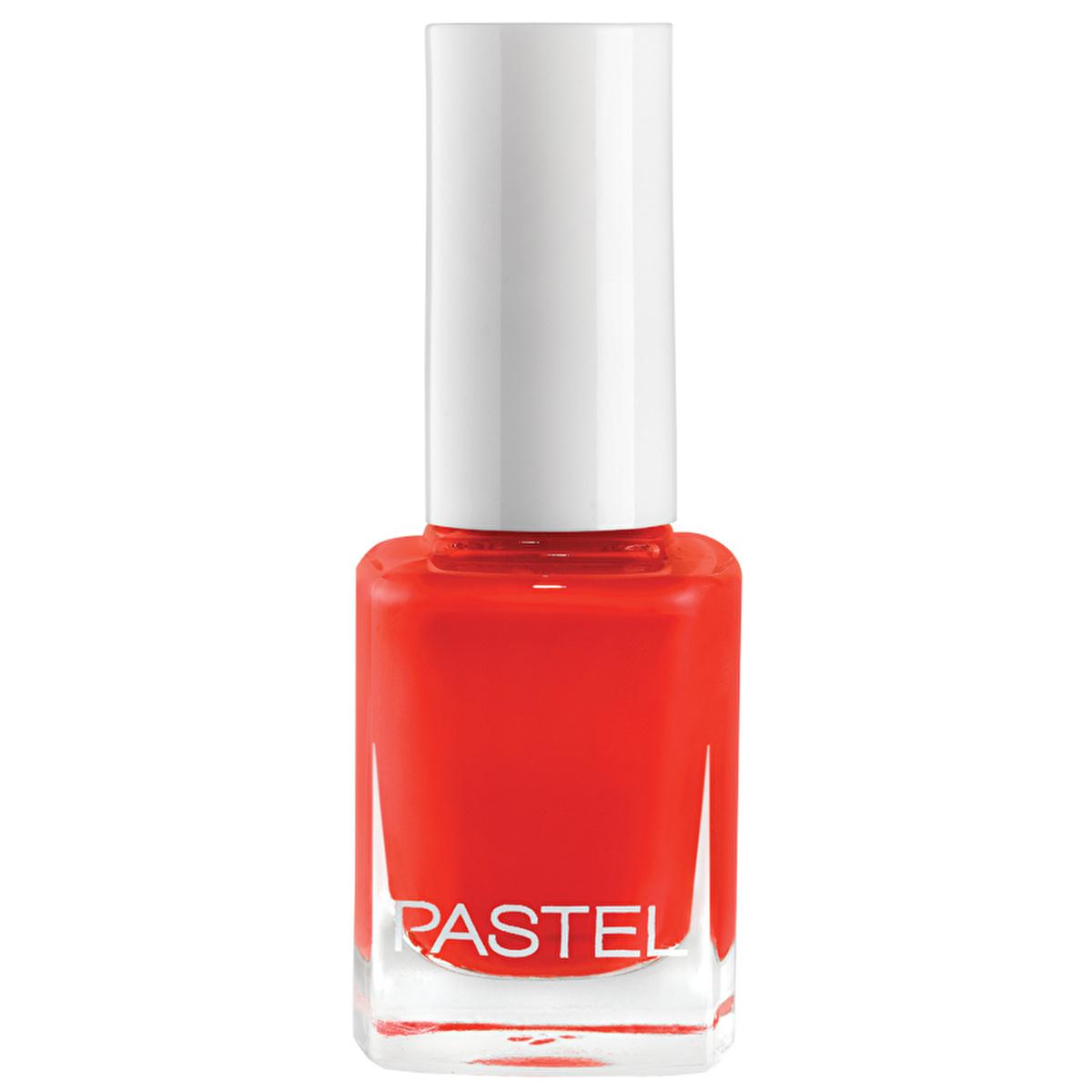 Pastel vegan nail polish in shade 271