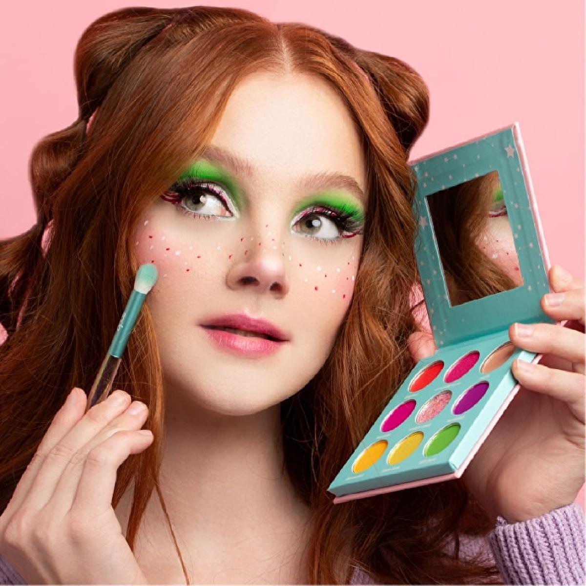 Soda Galaxy Cake Eyeshadow Palette - 9 Versatile Shades for Classic & Creative Looks by Beauty Care Bag