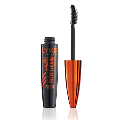 Exceptional Fan Effect and Curl mascara in So Brown