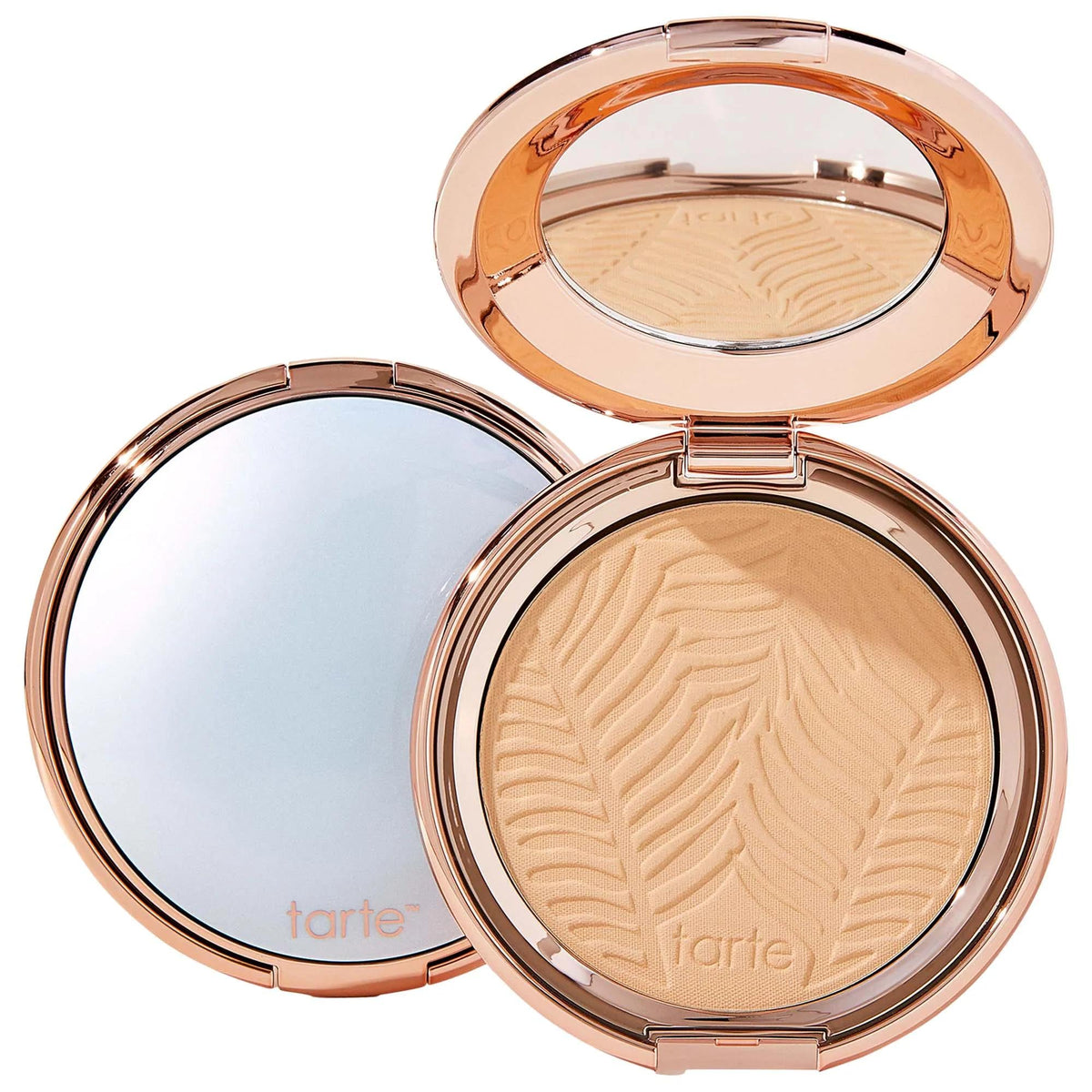 Amazonian Clay blurring pressed powder foundation