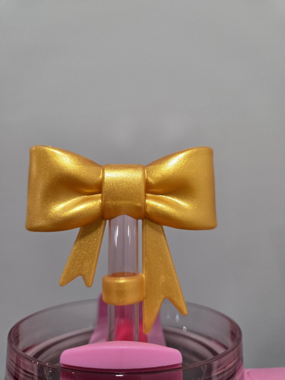 Gold bow 10mm straw topper by THE SALTY CHIC