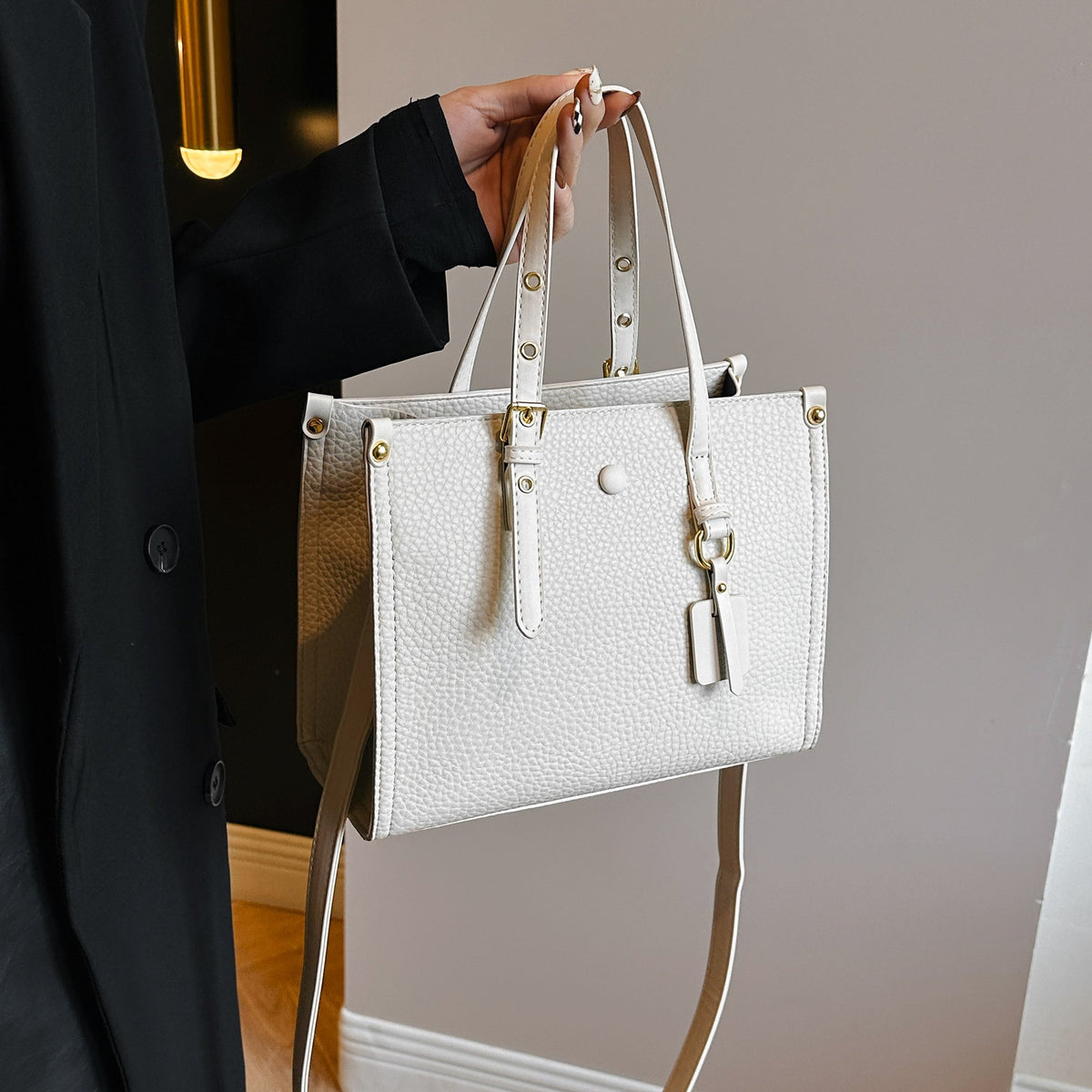 The Vegan Crossbody by Classy Leather Bags