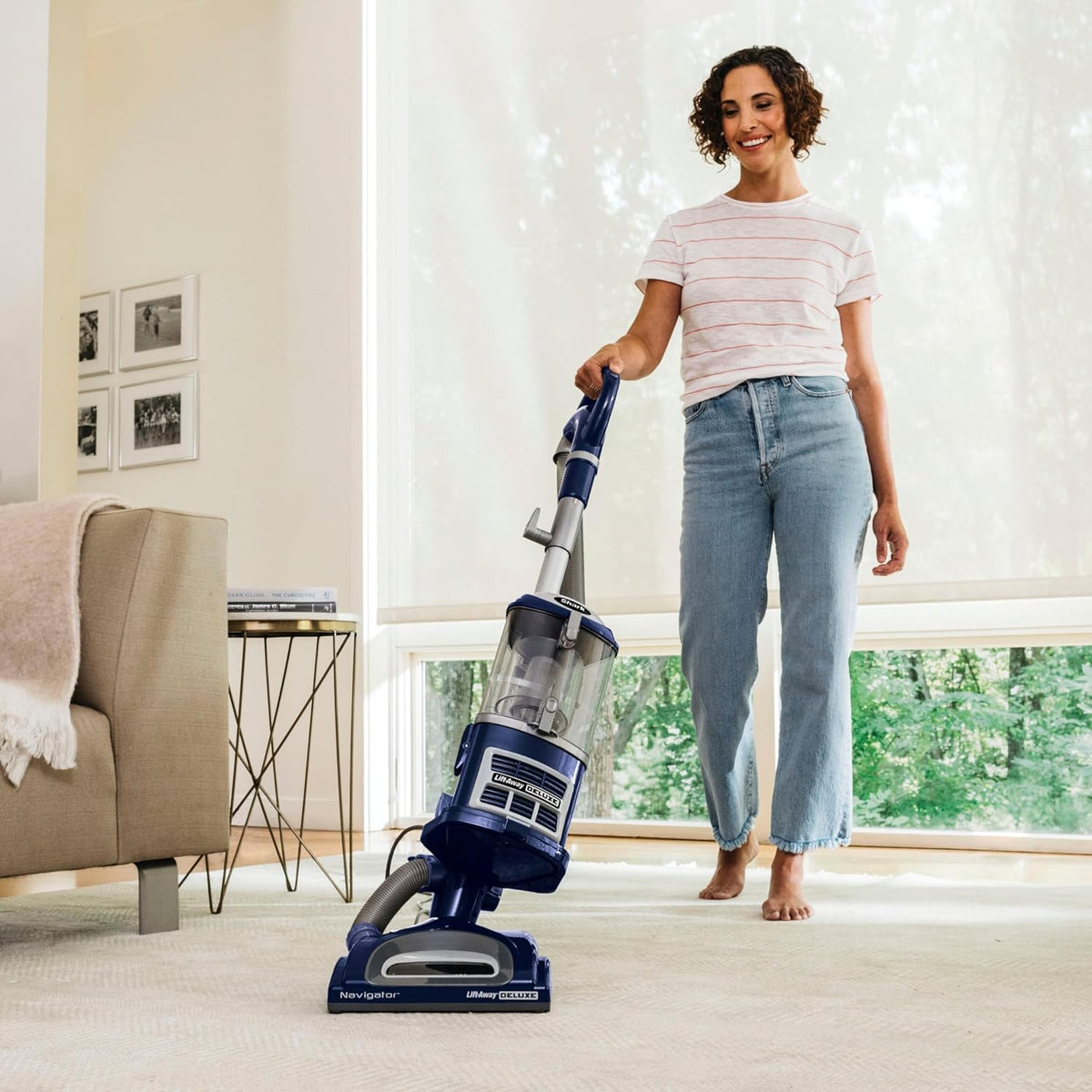 Shark NV360 Upright Vacuum Navigator Lift-Away Deluxe with Large Dust Capacity (Refurbished) by EasyOptionXY