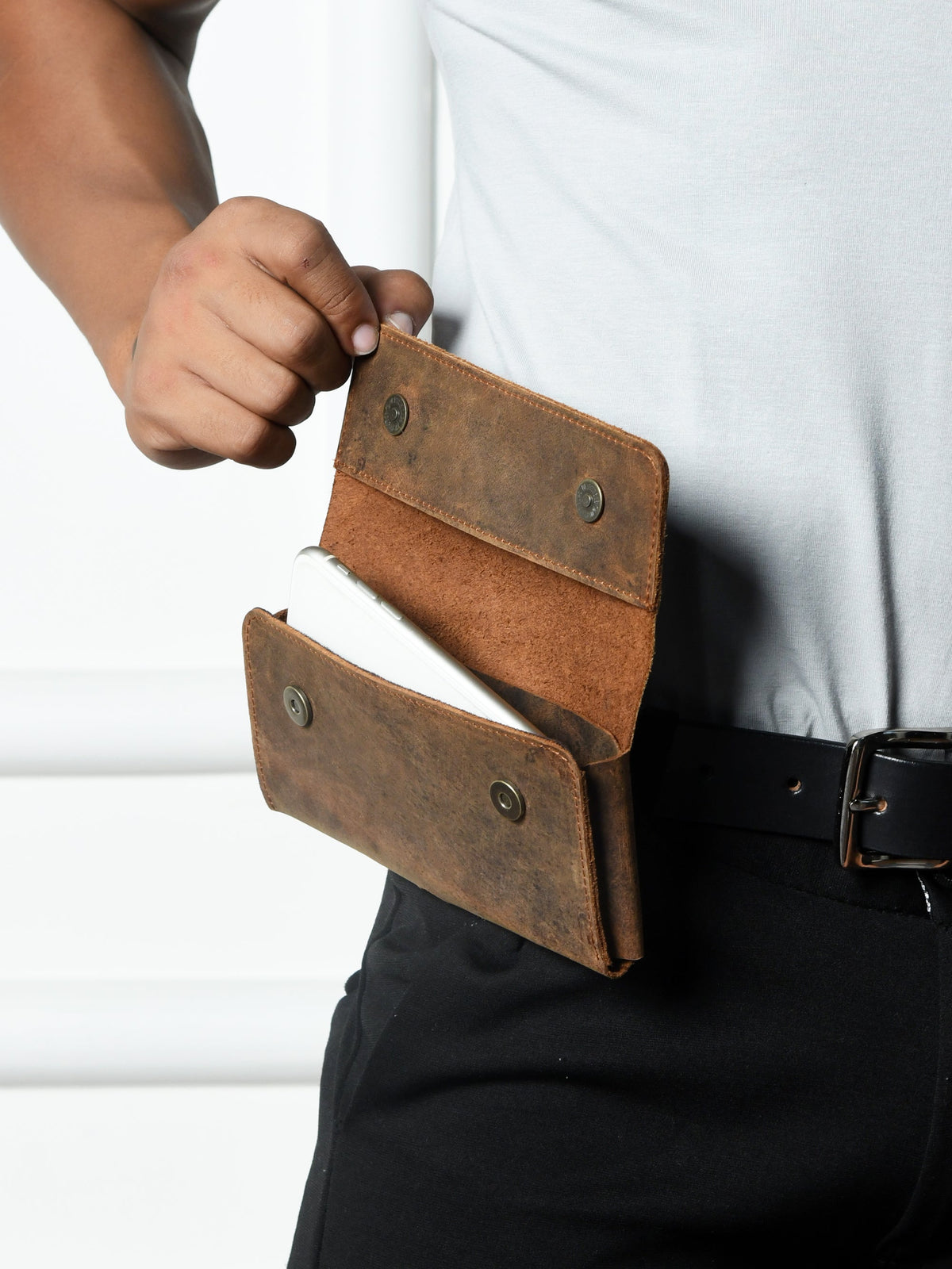 Urban Mobile Holster Case by Classy Leather Bags