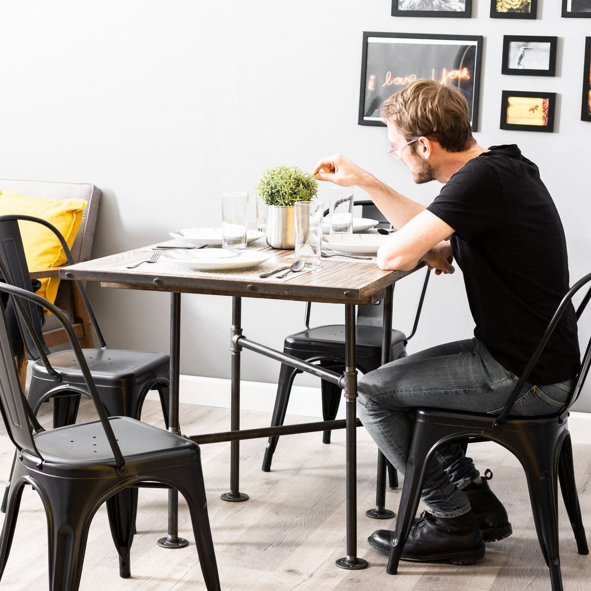 Solitaire Kitchen Table By PIPE DECOR by PIPE DECOR