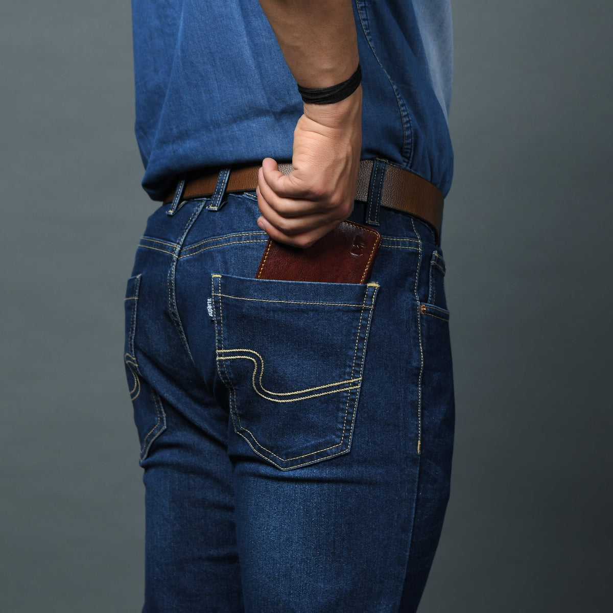 Ryan Classic Bi-Fold Wallet by Classy Leather Bags