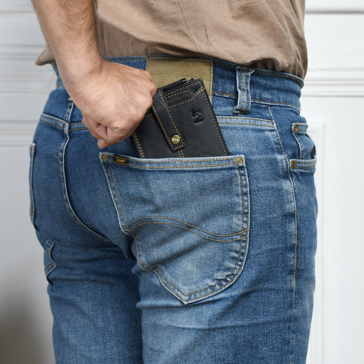 Kellner Bi-fold Wallet by Classy Leather Bags