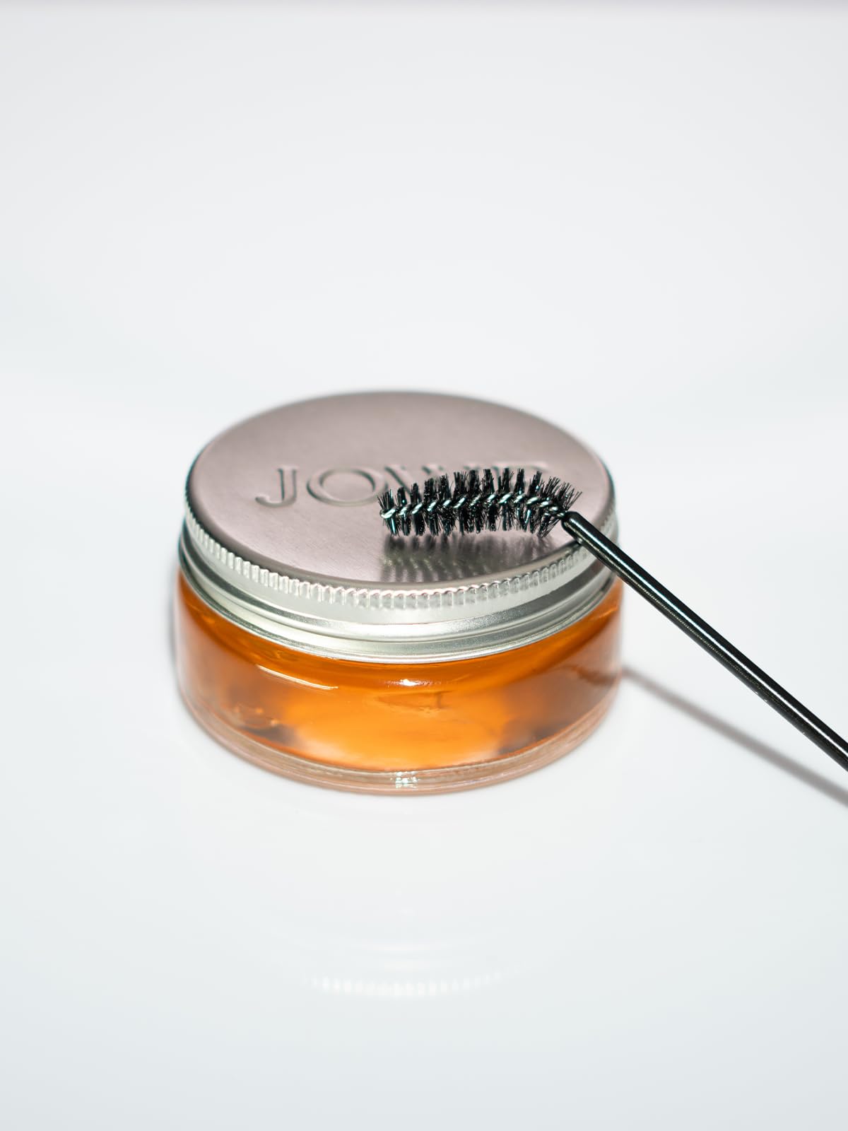 Jowe brow grooming wax with keratin and biotin