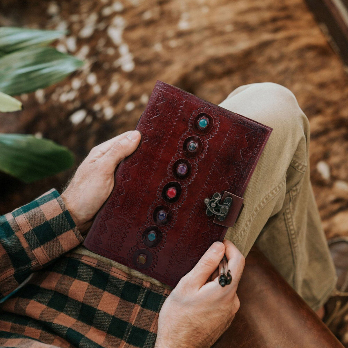 The Leather Gauntlet by Classy Leather Bags