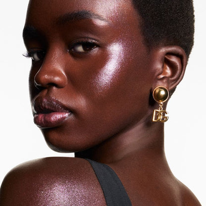 Dolce & Gabbana Glazelighter Glowpalescent Highlighter by Beauty Care Bag