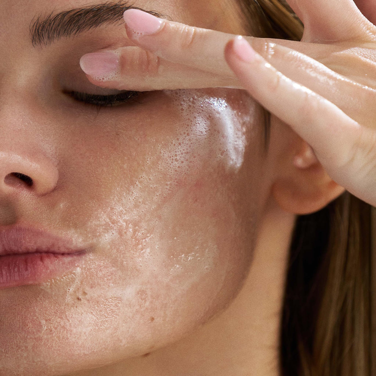 Dermalogica Oil To Foam cleanser – view 5