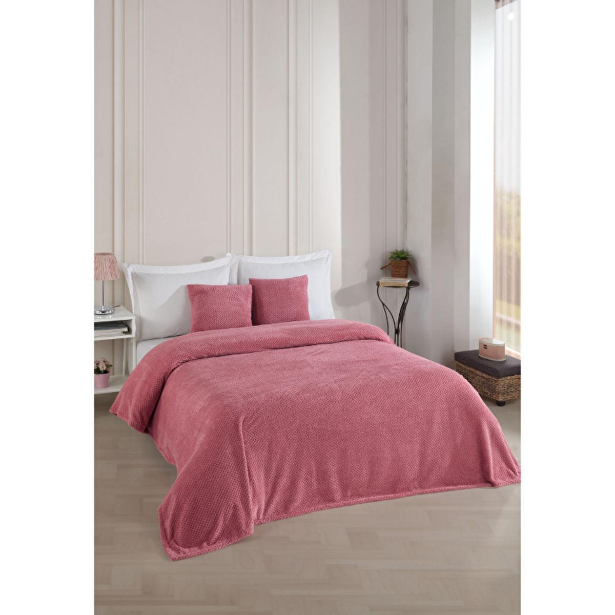 Wondel Double-Sized Rose-Pink Bedspread & Throw Blanket Set - Comfortable Polycotton Bedding for Couples by Beauty Care Bag