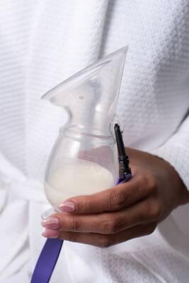 Lansinoh Silicone Breast Milk Collector & Saver: Hands-Free Leak Catcher for Effortless Breastfeeding & Pumping by Beauty Care Bag