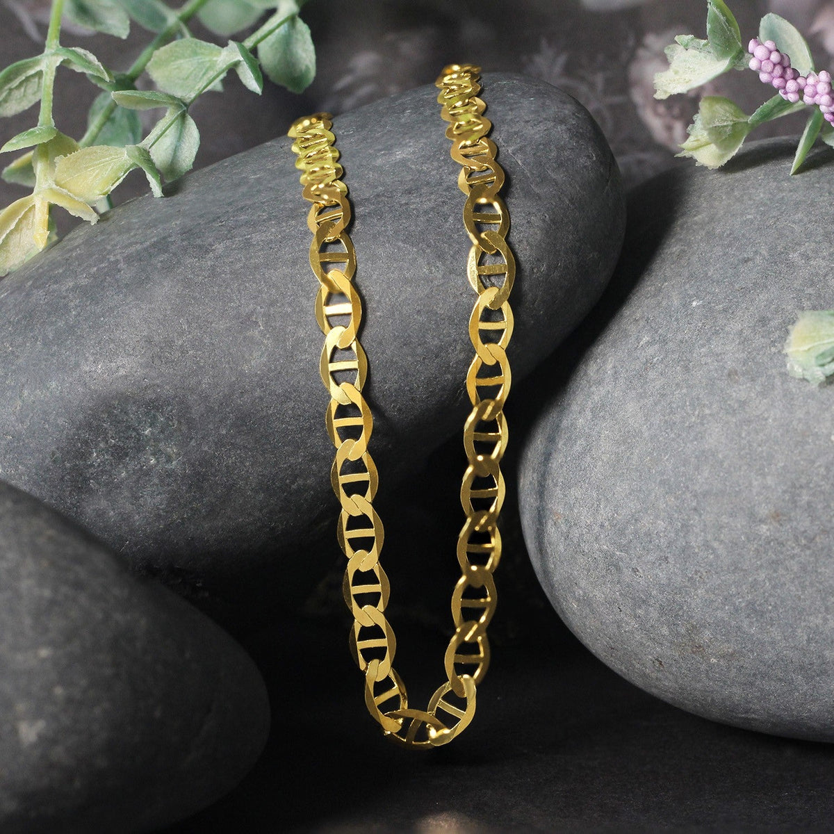 14k yellow gold mariner link chain, 5.1mm by Avera Group, view 4