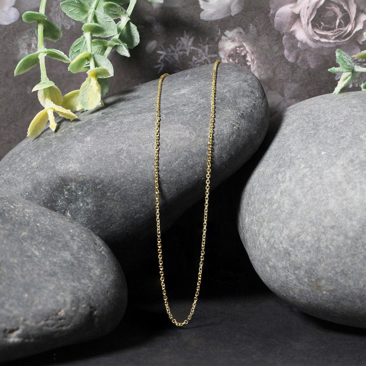 14k yellow gold diamond-cut cable link chain with lobster clasp, 1.1mm, Avera Group, view 4