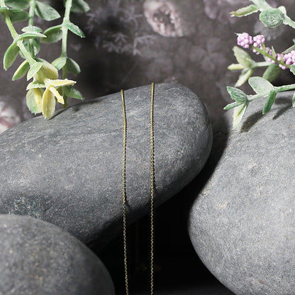 14k yellow gold cable link chain, 0.50mm, lobster clasp, Avera Group, view 2