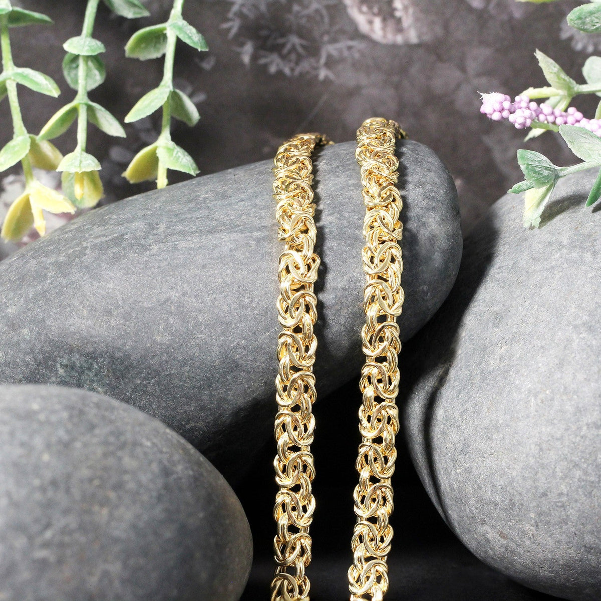 18 inch 14k yellow gold fancy Byzantine chain necklace, Avera Group, view 3