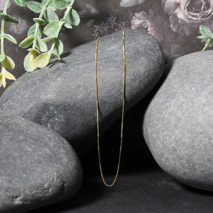 14k yellow gold classic box chain, 0.45mm, lobster clasp, Avera Group, view 4