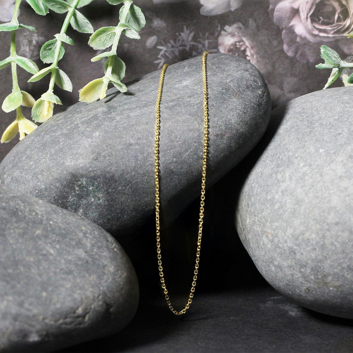 18k yellow gold diamond-cut cable link chain, 1.10mm by Avera Group, view 4
