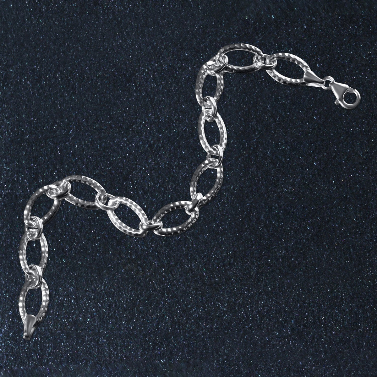 Textured Oval Link Bracelet in 14k White Gold (8.60 mm) by Avera Group