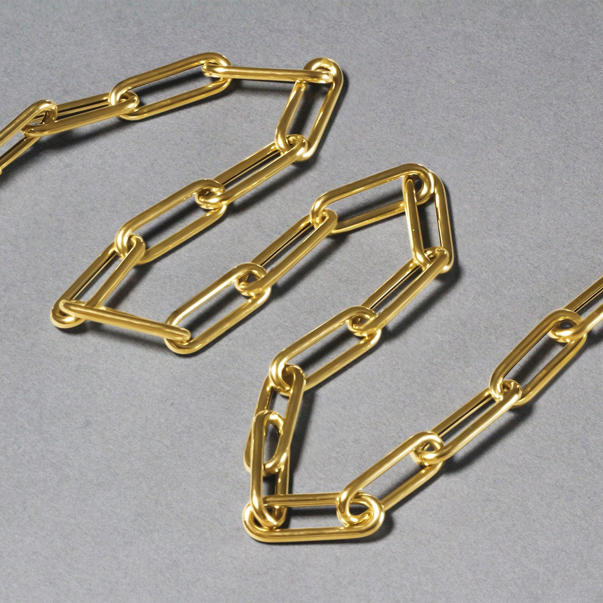 14k yellow gold 8.5mm rounded paperclip chain necklace, Avera Group, view 4
