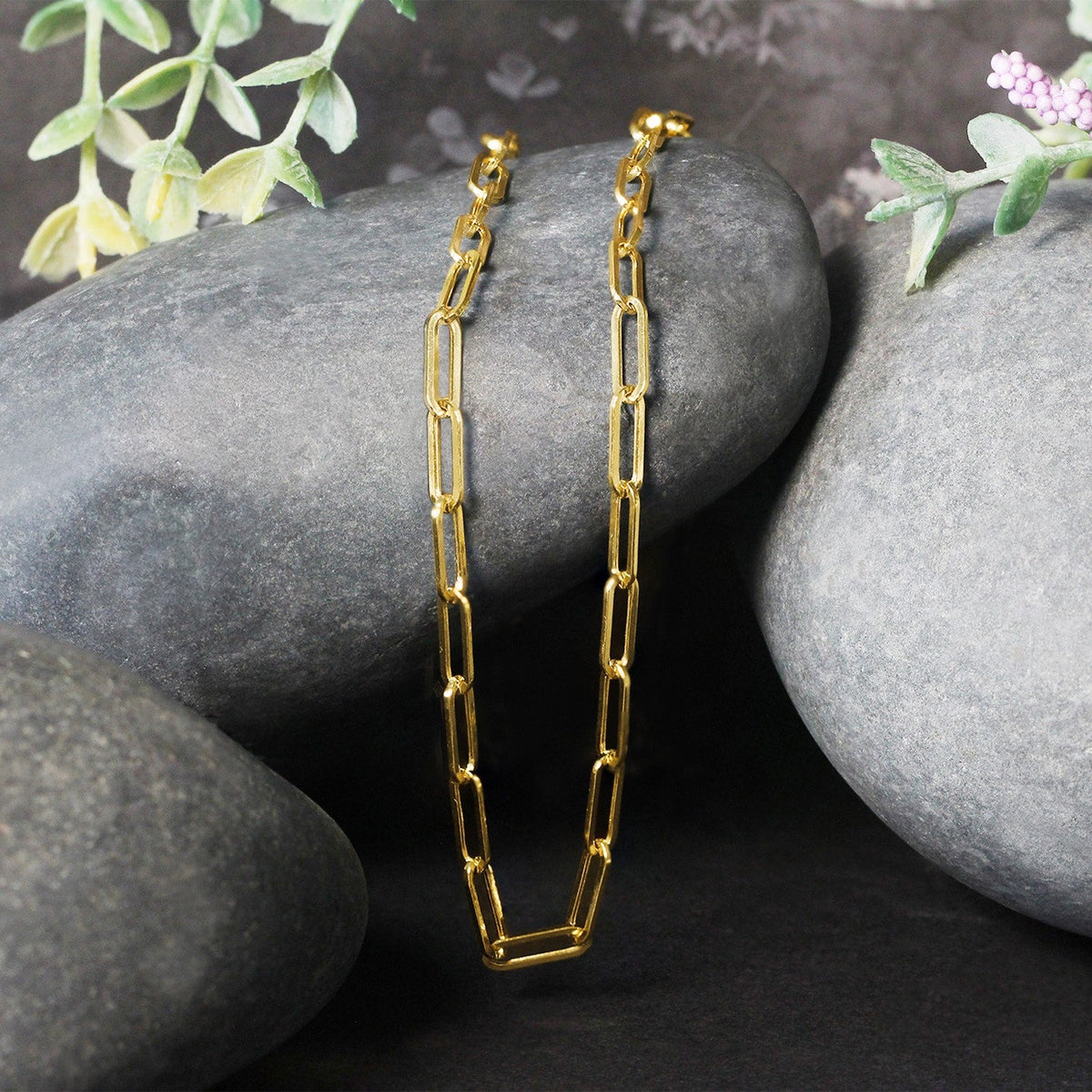 14k yellow gold wide paperclip chain, 3.20mm by Avera Group, view 4