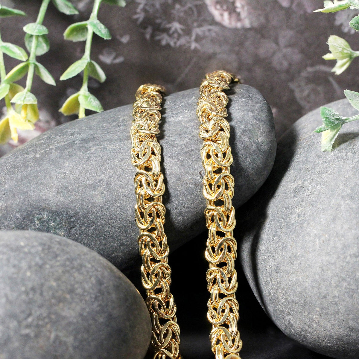 14k yellow gold Byzantine motif chain necklace, Avera Group, view 3