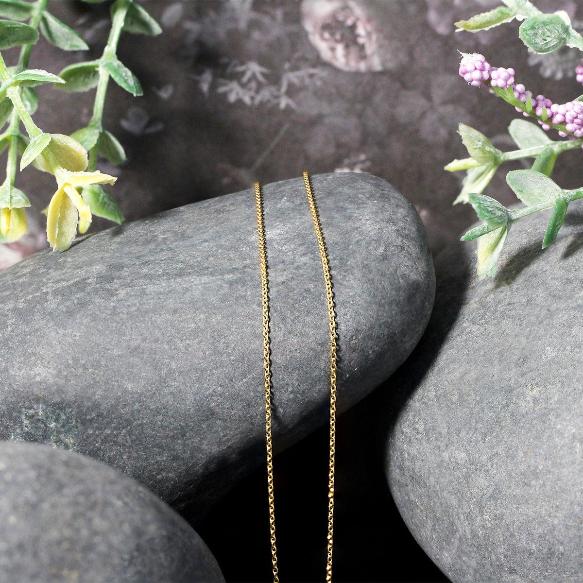 14k yellow gold oval cable link chain, 0.97mm by Avera Group, view 4