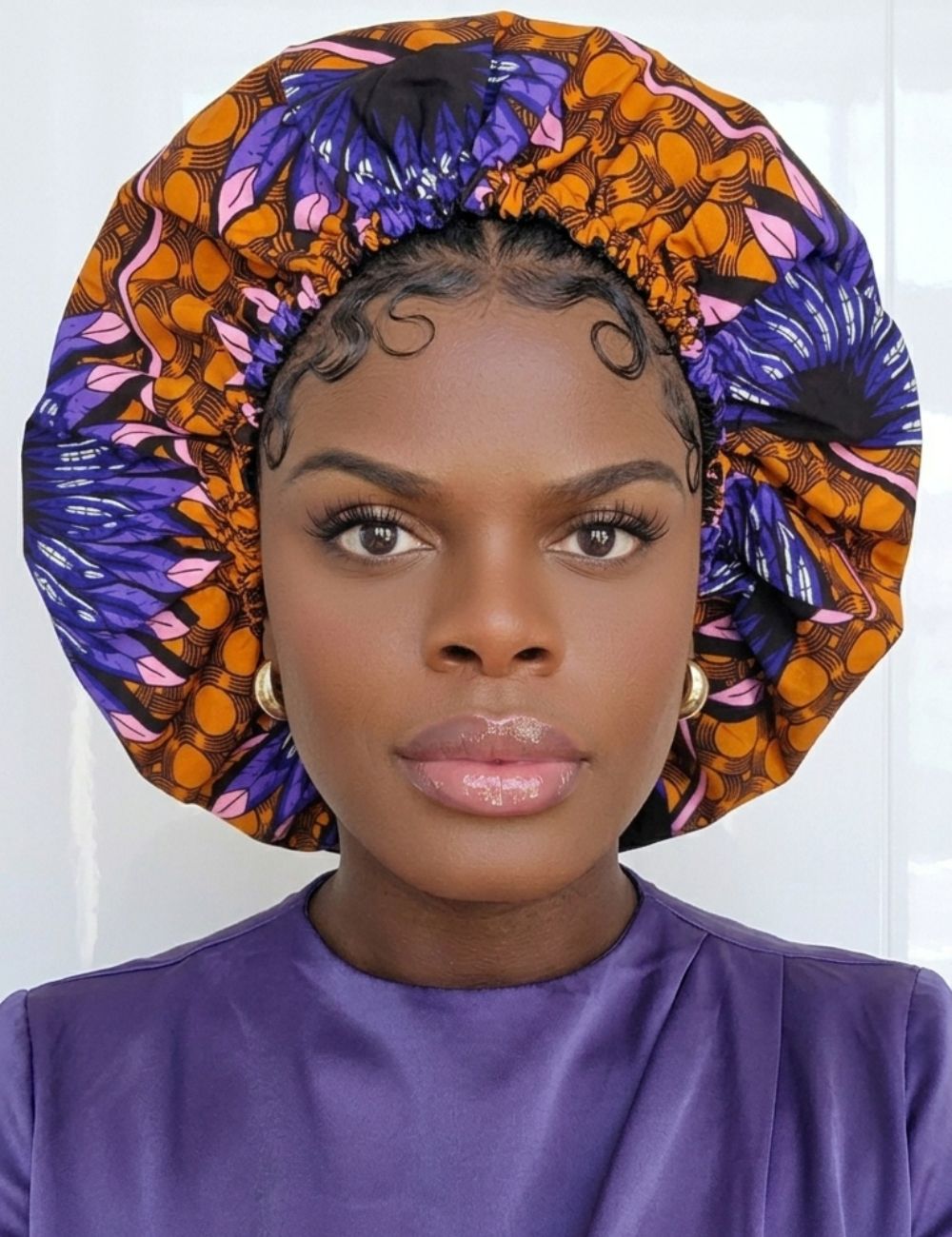 Large reversible Kente bonnet with silk lining