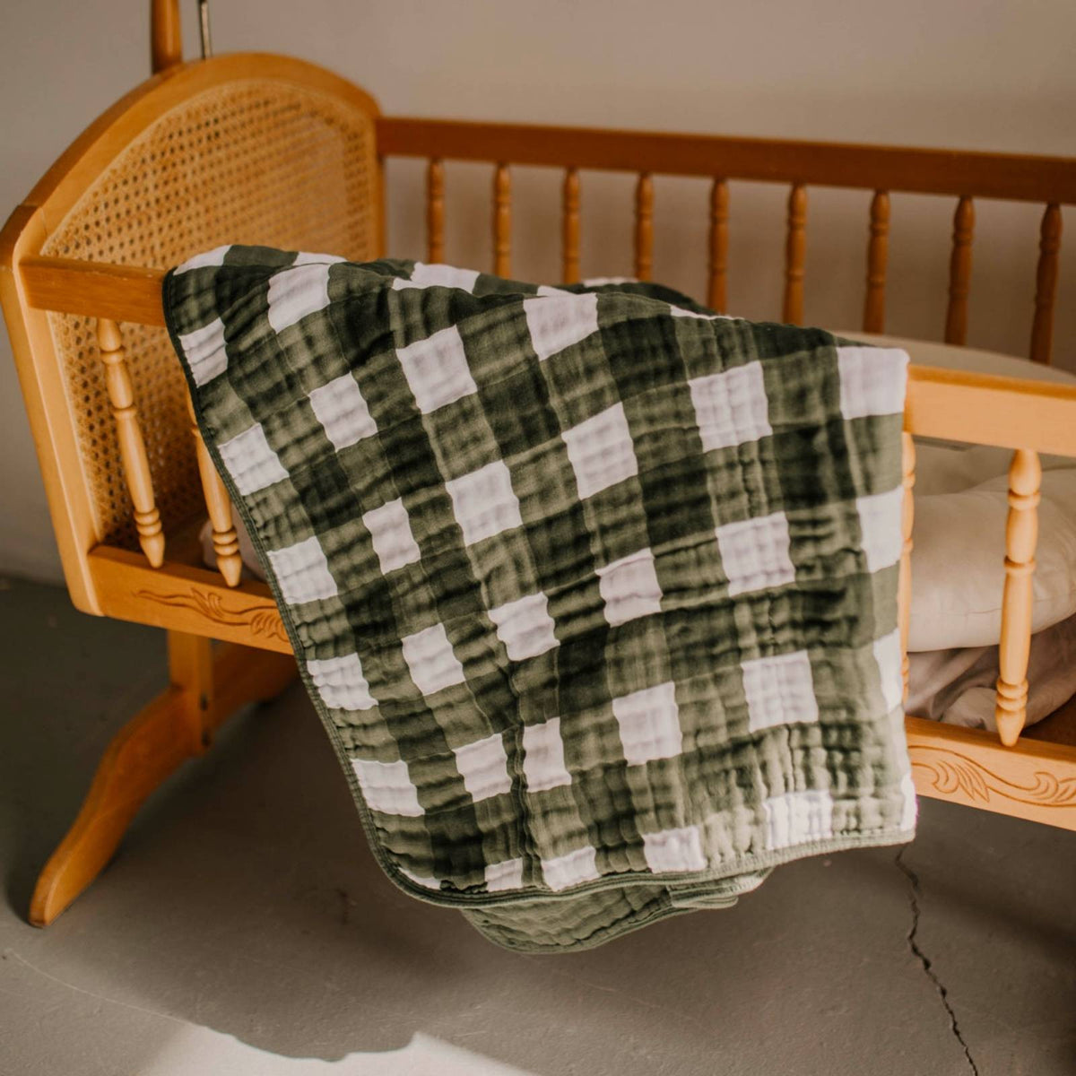 Green Buffalo Quilt by Parker Baby Co.