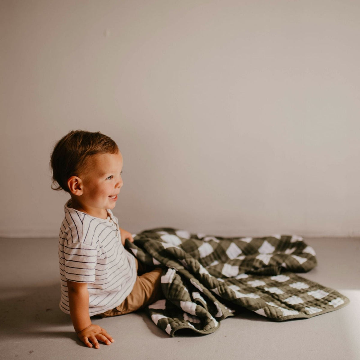 Green Buffalo Quilt by Parker Baby Co.