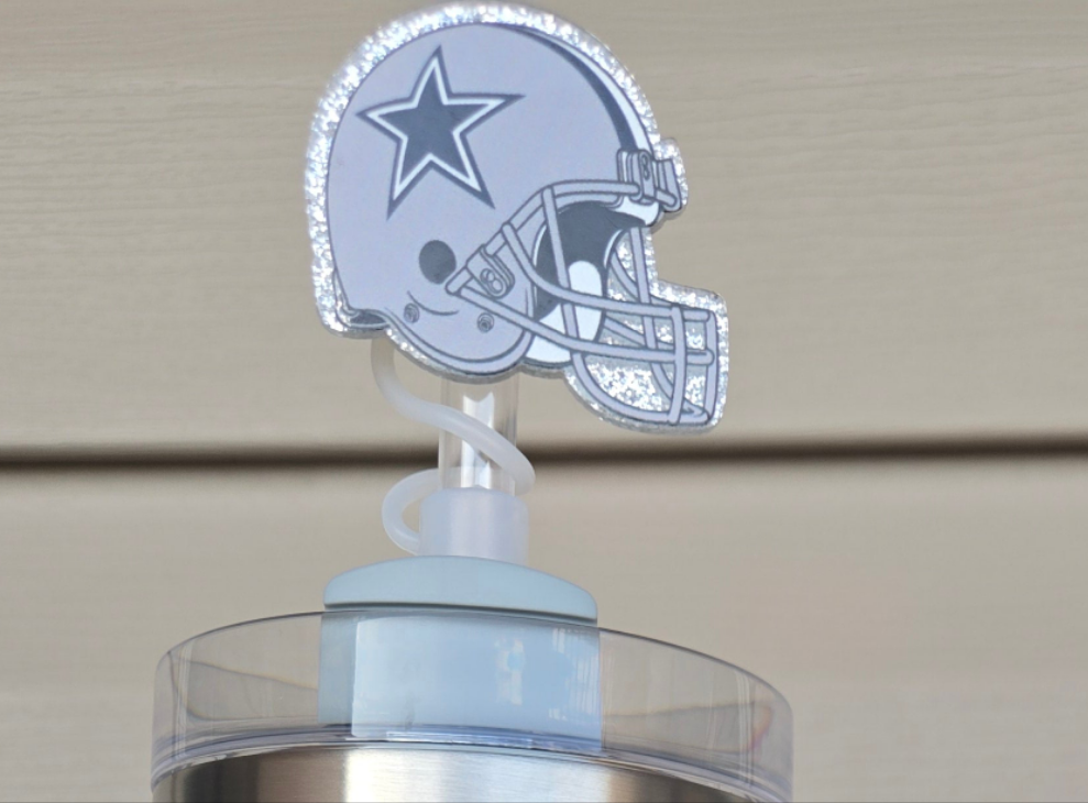 Dallas Cowboys 10mm acrylic straw topper by THE SALTY CHIC