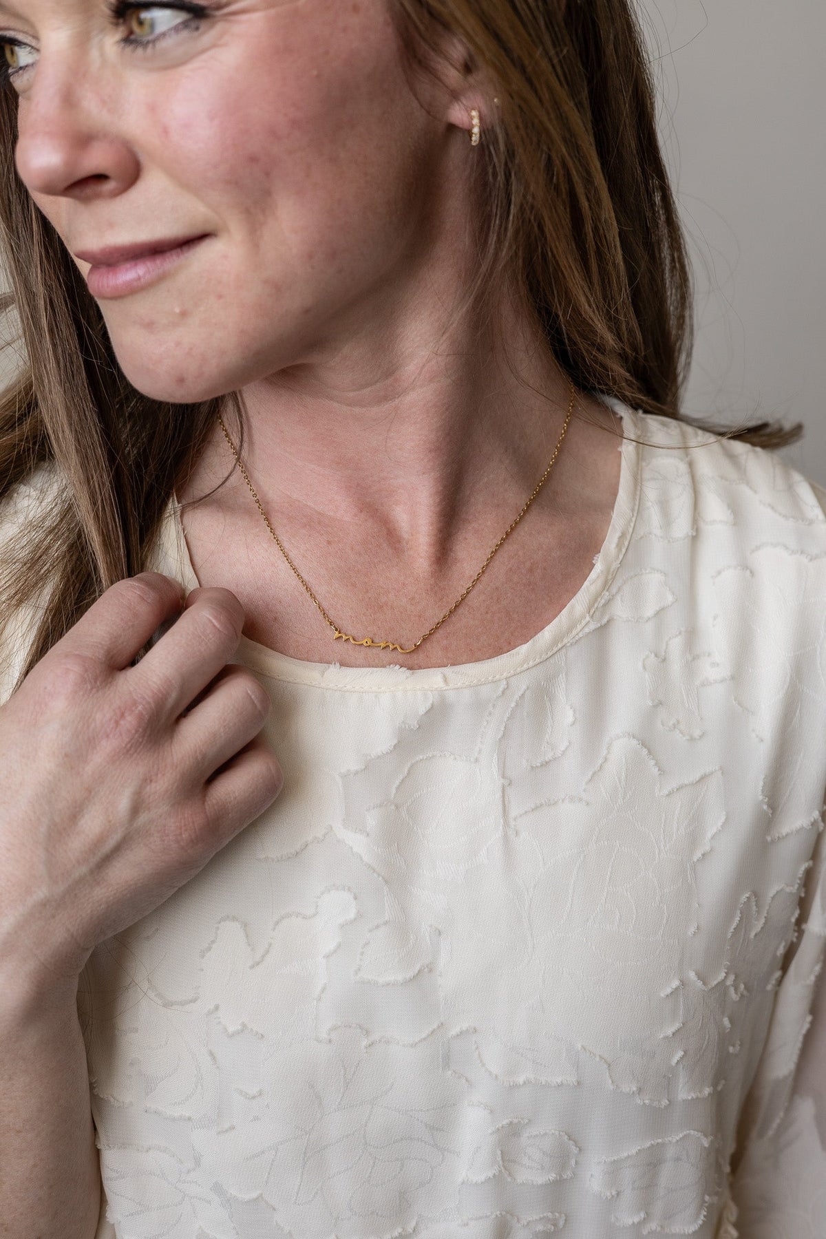 Rose & Clay "Mom" cursive script name necklace, gold or silver stainless steel