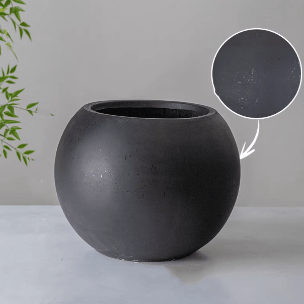 Round Magnesium Clay Planter by RusticReach