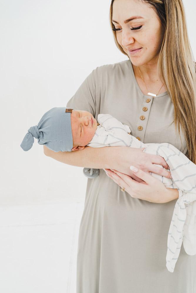 KNOTTED HAT by Mint Green Iphigenia