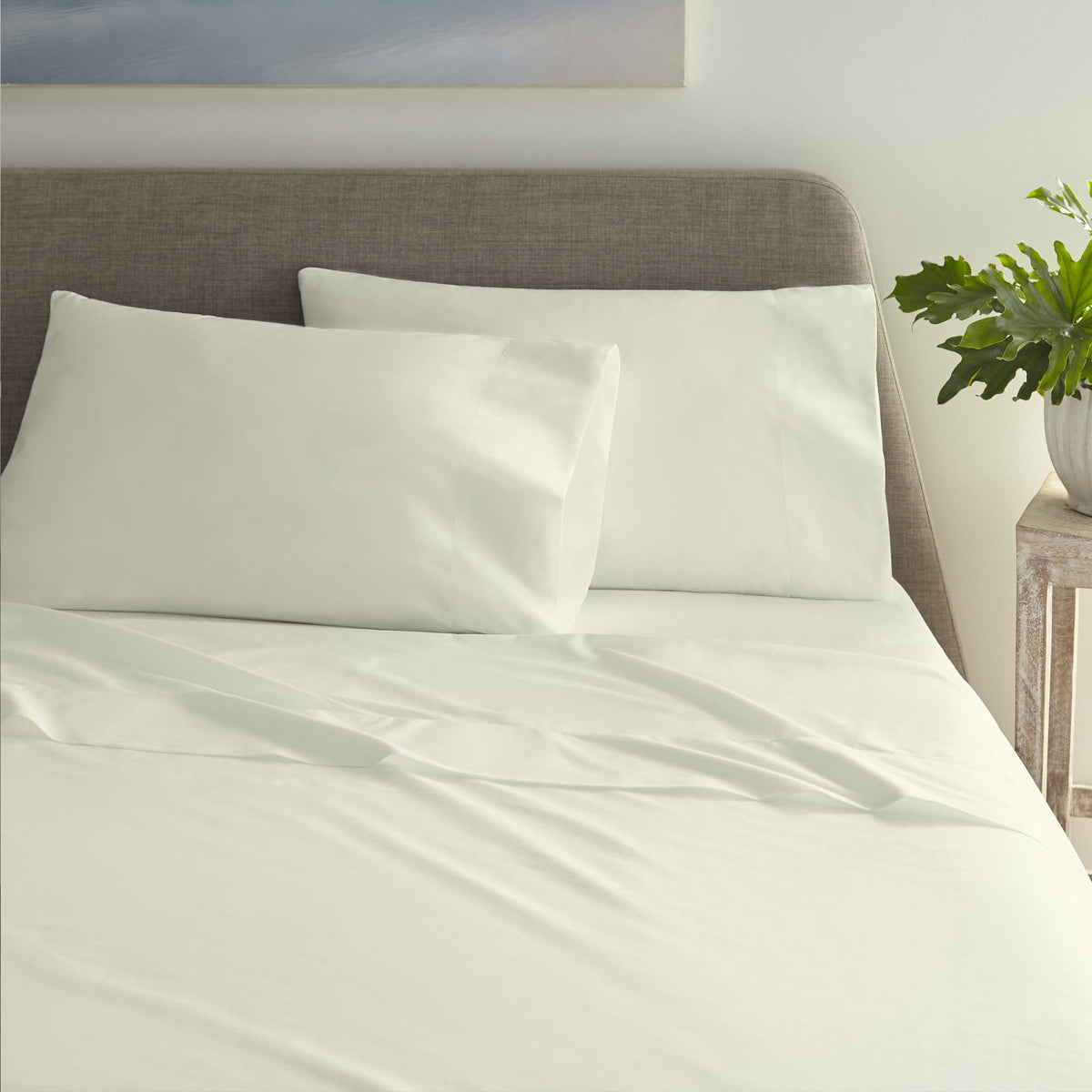 270 TC organic cotton percale sheet set by Whisper Organics, view 2