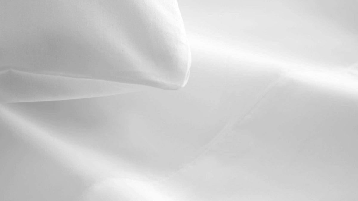 270 TC organic cotton percale sheet set by Whisper Organics, view 4