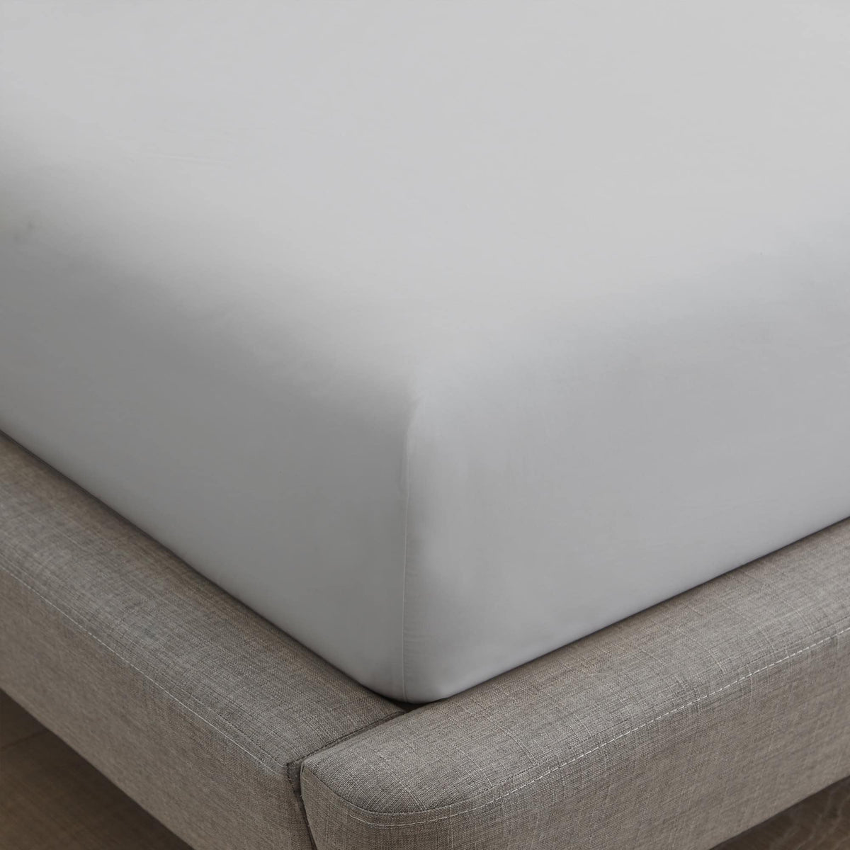 270 TC organic cotton percale sheet set by Whisper Organics, view 5