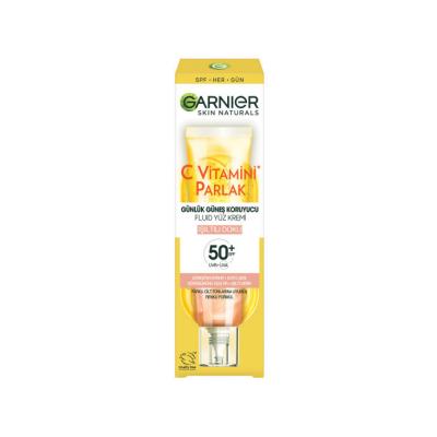 Garnier Vitamin C glow sunscreen, 40 ml – view 3