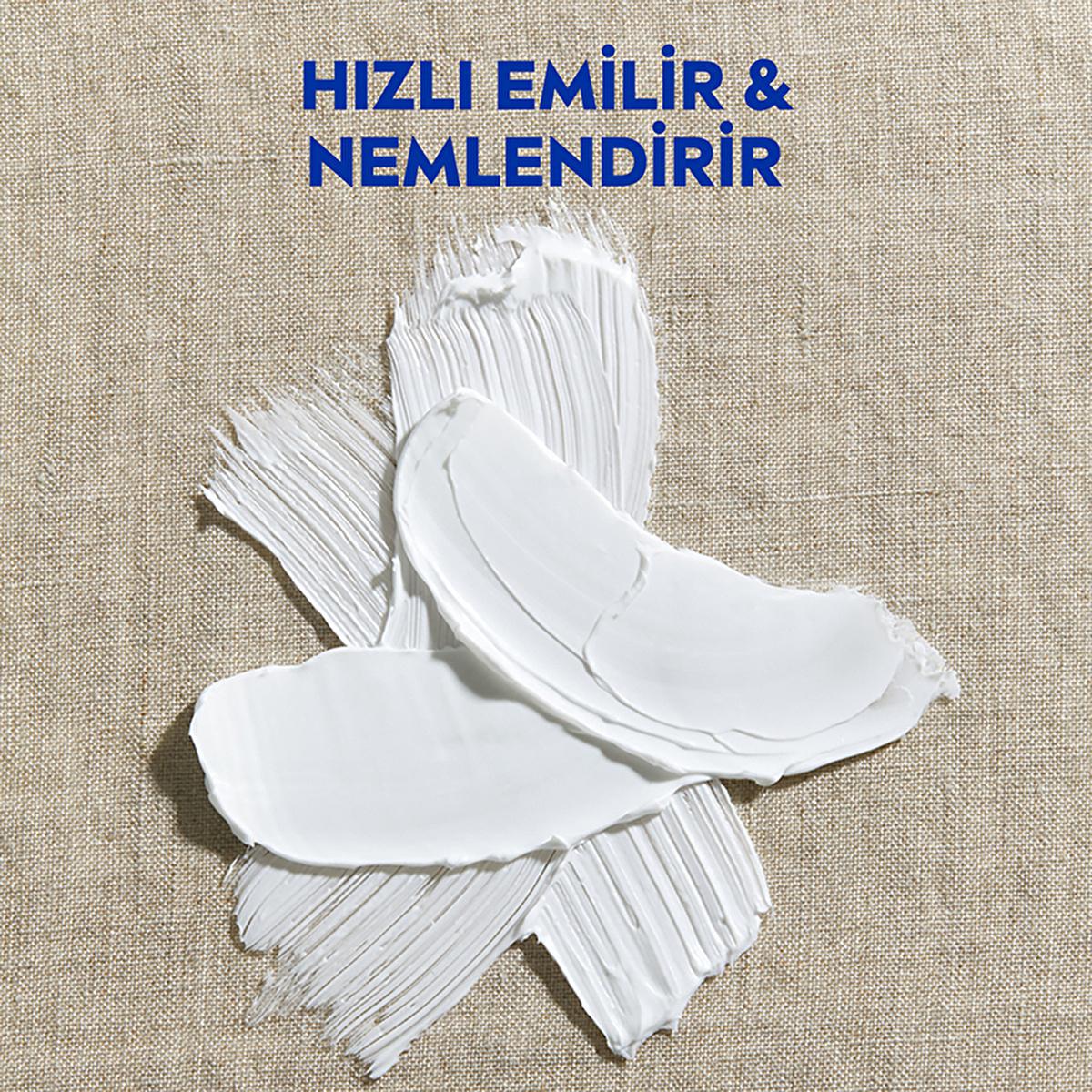 Nivea Creme Moisturizing Cream – view 4