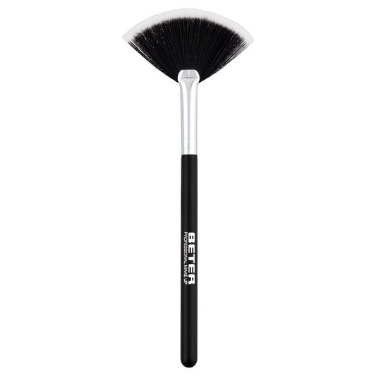 Beter Fan Makeup Brush No. 6 for Flawless Highlighting by Beauty Care Bag
