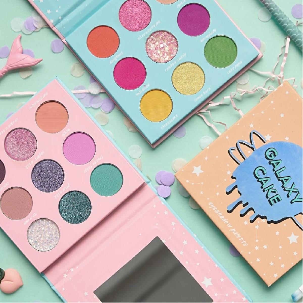 Soda Galaxy Cake Eyeshadow Palette - 9 Versatile Shades for Classic & Creative Looks by Beauty Care Bag