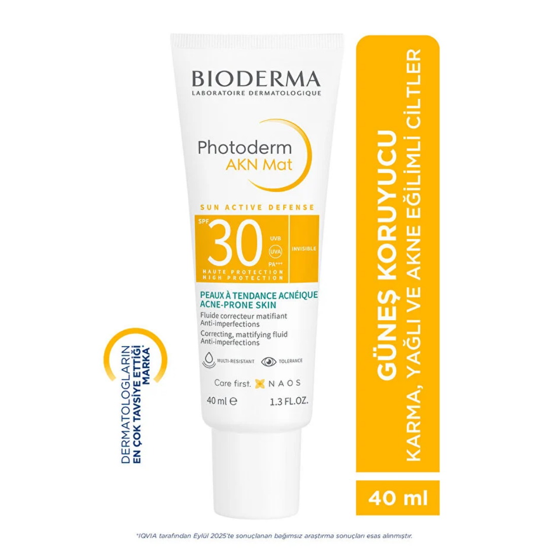 Bioderma Sebium Gel & Photoderm AKN Mat SPF30 Set by Beauty Care Bag