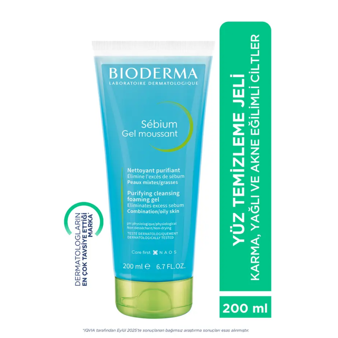 Bioderma Sebium Gel & Photoderm AKN Mat SPF30 Set by Beauty Care Bag