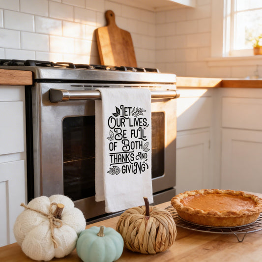 Thanksgiving Kitchen Towel, Hostess Gift, Housewarming Gift, Thanksgiving Kitchen Decor, Thankful Tea Towel, Fall Flour Sack Towel by Joyful Moose