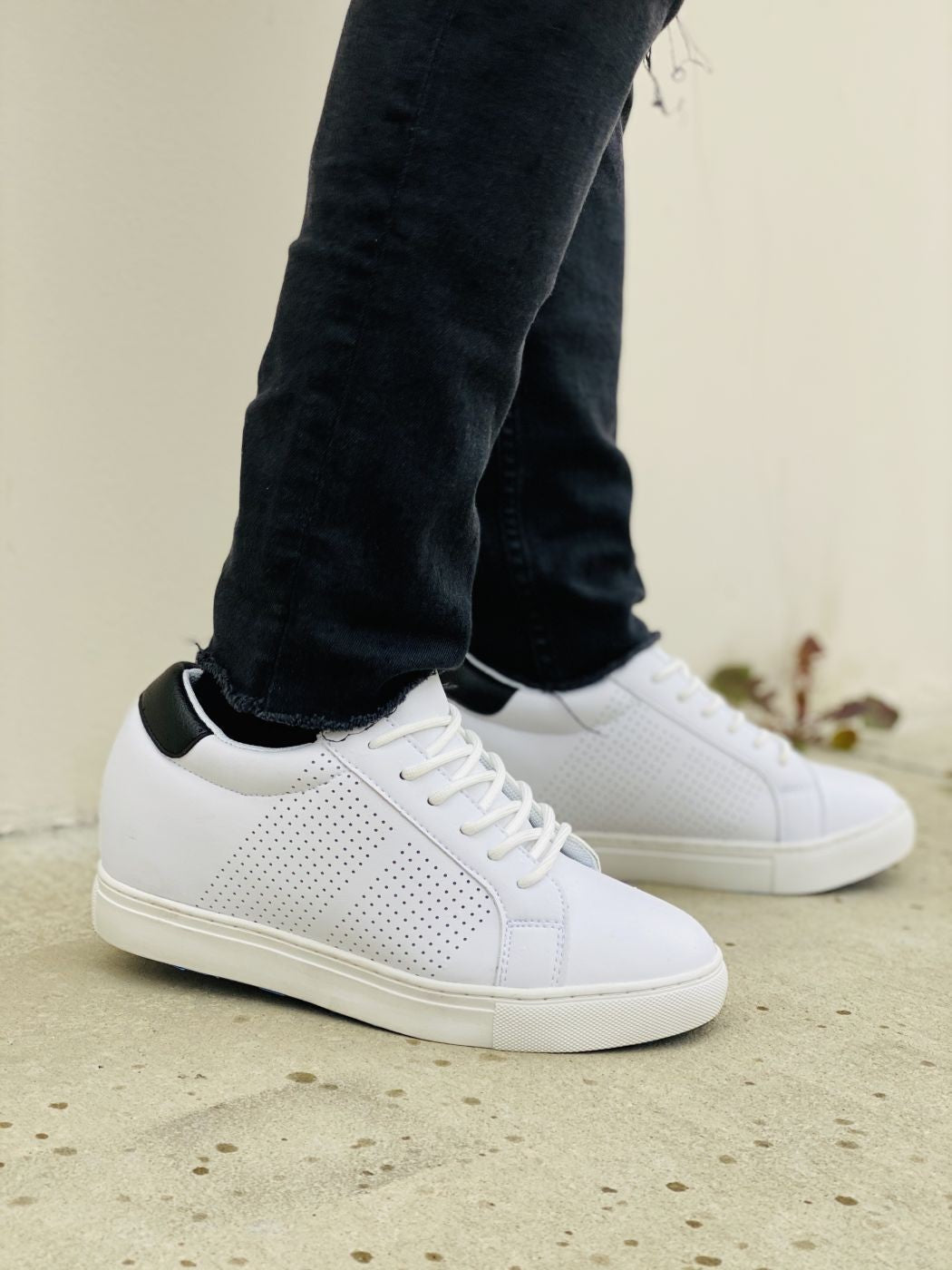 CALTO 2.6-Inch Taller White Elevator Sneakers H0833Sneakers / AthleticsTorqelo.com