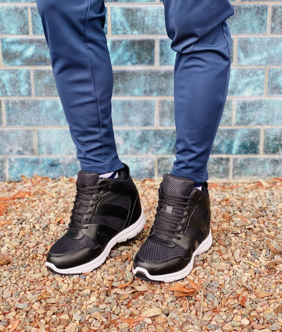 CALTO 4-Inch Taller Men's Black Elevator Sneakers - G3330Sneakers / AthleticsTorqelo.com