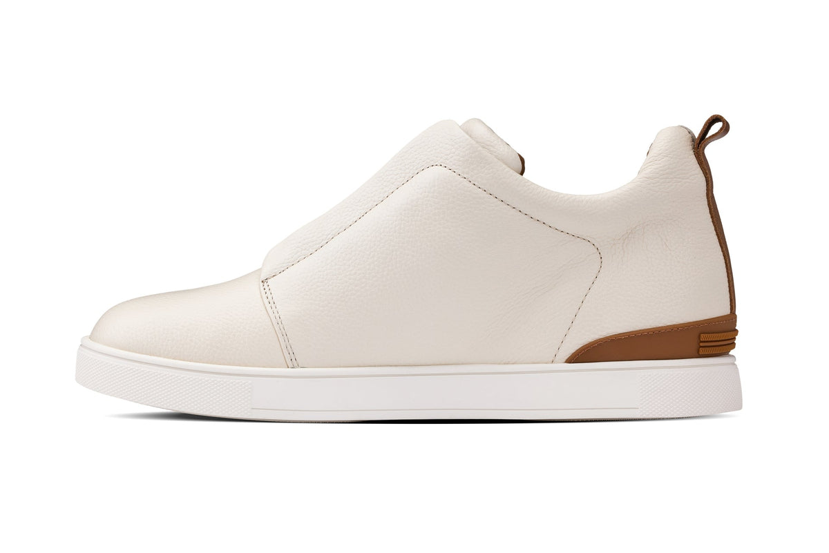 CALTO - J1933 - 2.6 Inches Taller (Off-White) - Slip-On SnoafersCasualTorqelo.com